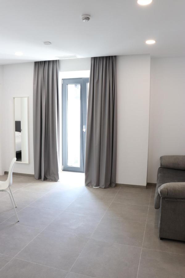 V&C Apartamentos Conil De La Frontera Exterior photo